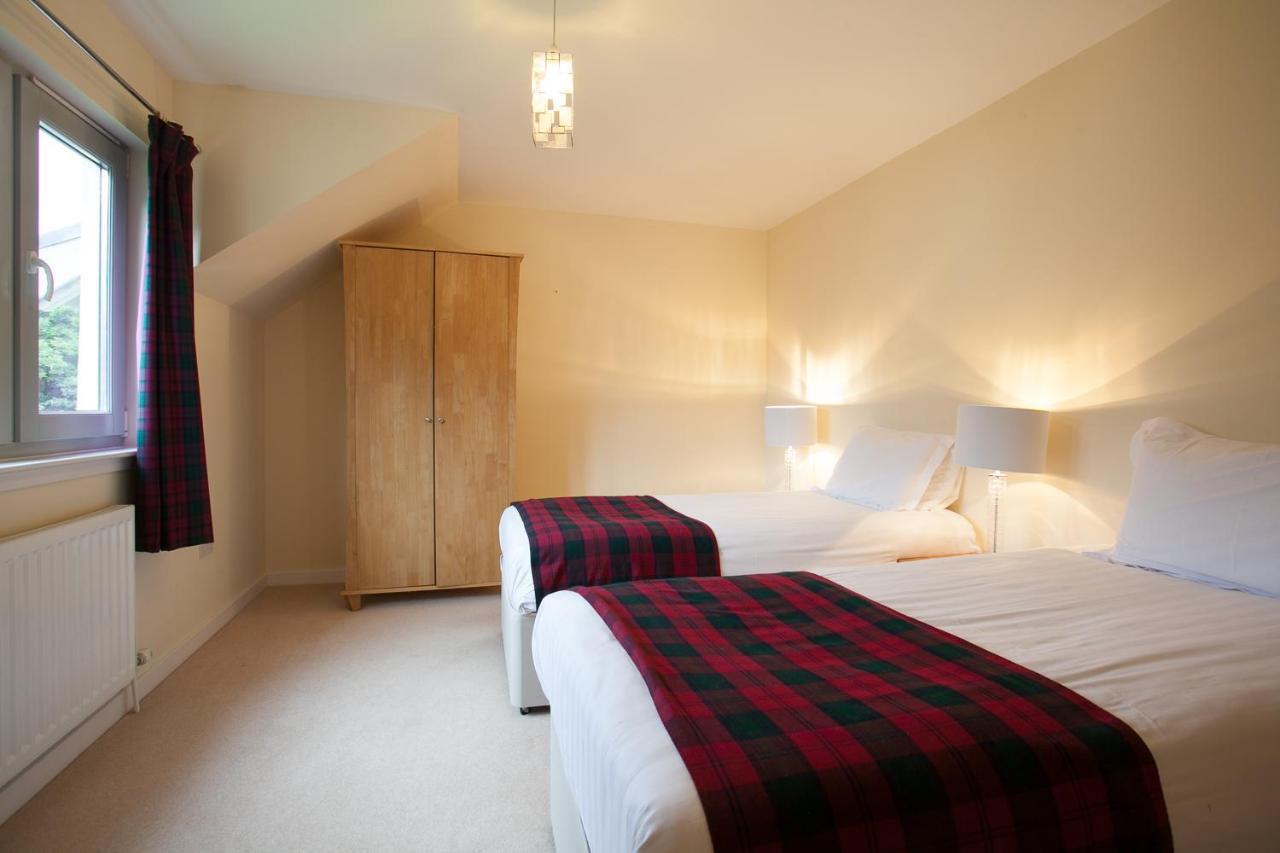 Loch Ness Abbey Cottages Fort Augustus Ngoại thất bức ảnh