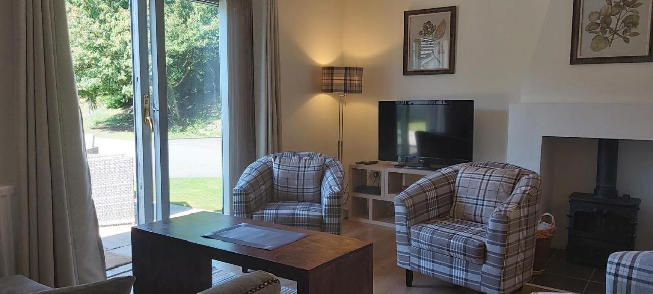 Loch Ness Abbey Cottages Fort Augustus Ngoại thất bức ảnh